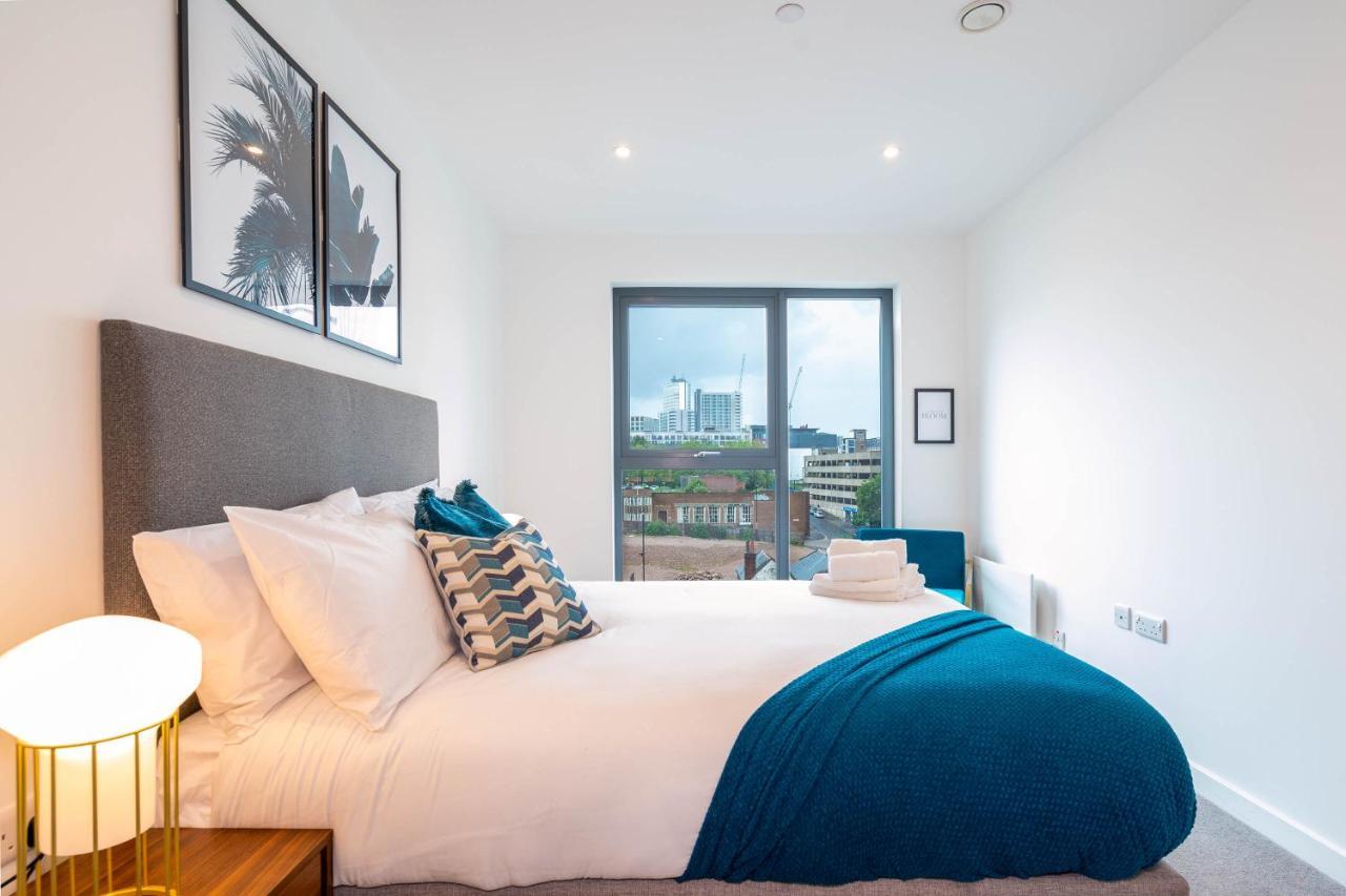 Luxe 1 Bedroom Comfy Apartment - City Centre เบอร์มิงแฮม ภายนอก รูปภาพ
