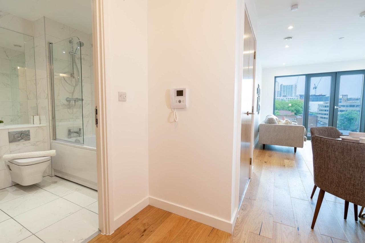 Luxe 1 Bedroom Comfy Apartment - City Centre เบอร์มิงแฮม ภายนอก รูปภาพ