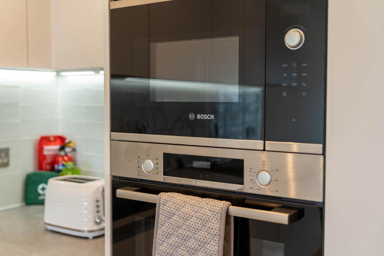 Luxe 1 Bedroom Comfy Apartment - City Centre เบอร์มิงแฮม ภายนอก รูปภาพ